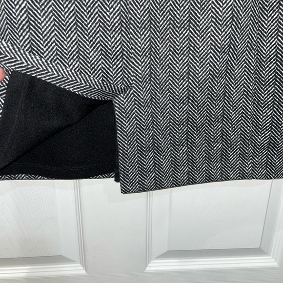 MICHAEL KORS Herringbone Black & White Pencil Skirt Large - Picture 5 of 7